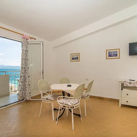 Pasko 3511 Apartament